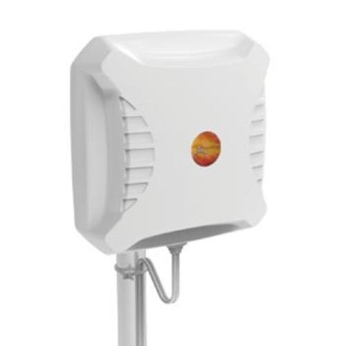 POYNTING - Cross Polarized LTE/5G Directional Antenna - 690-3800 MHz. - max. Gain: 11 dBi - 5M High Quality cable with SMA Connectors - IP65 - Wall & Pole mount (bracket included)